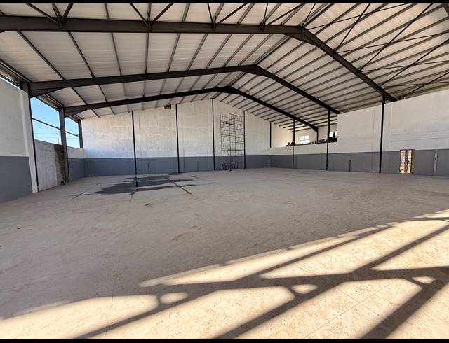 822M² WAREHOUSE TO LET IN BLACKHEATH INDUSTRIAL